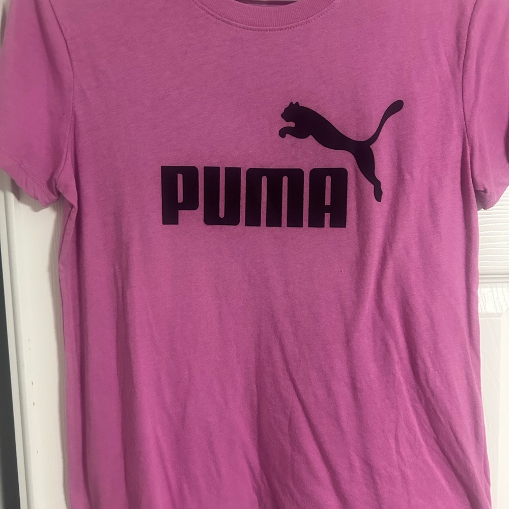 Puma Graphic Tee in Bright Pink